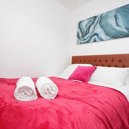 Kirkstall Serviced Apartments Leeds Λιντς Εξωτερικό φωτογραφία