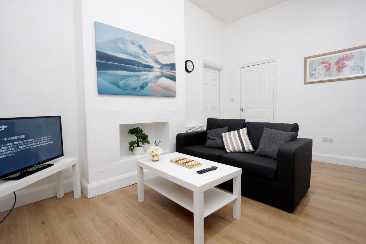 Kirkstall Serviced Apartments Leeds Λιντς Εξωτερικό φωτογραφία