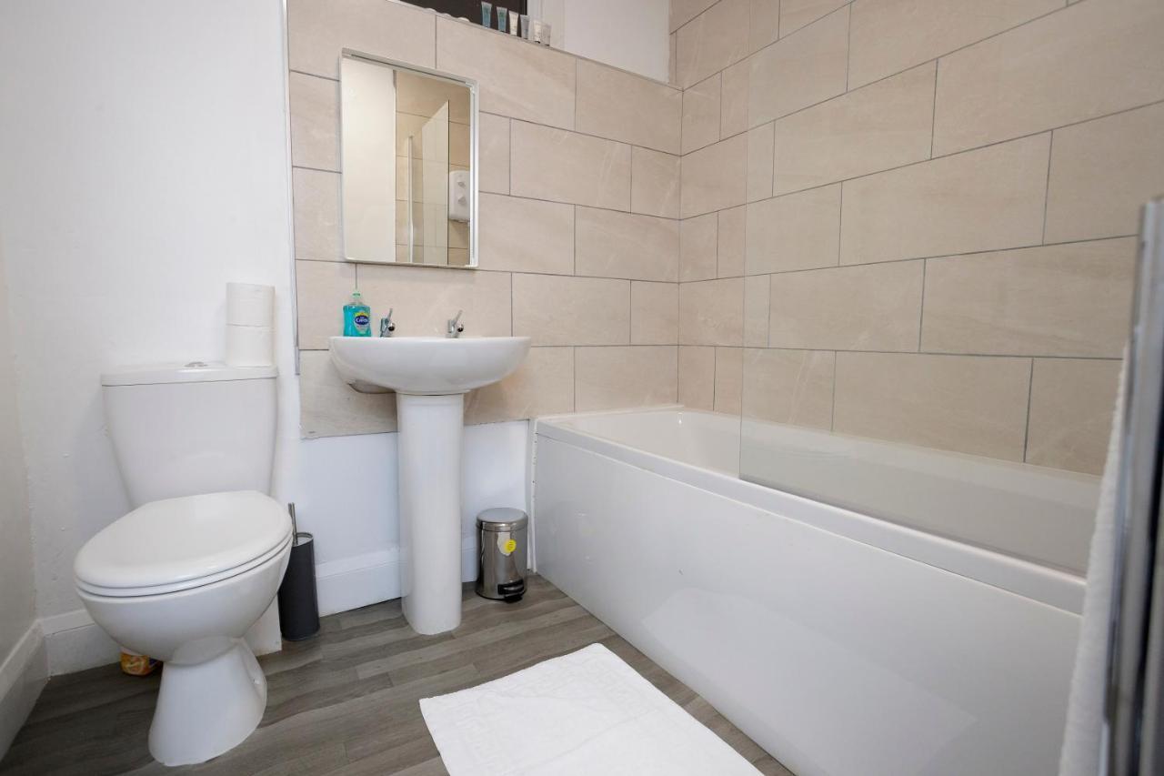 Kirkstall Serviced Apartments Leeds Λιντς Εξωτερικό φωτογραφία